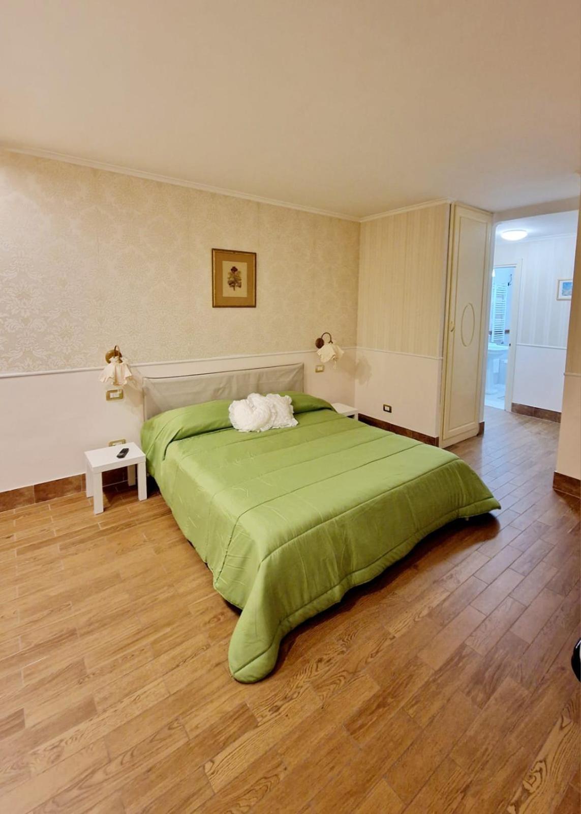 Fuga A Napoli Apartment מראה חיצוני תמונה